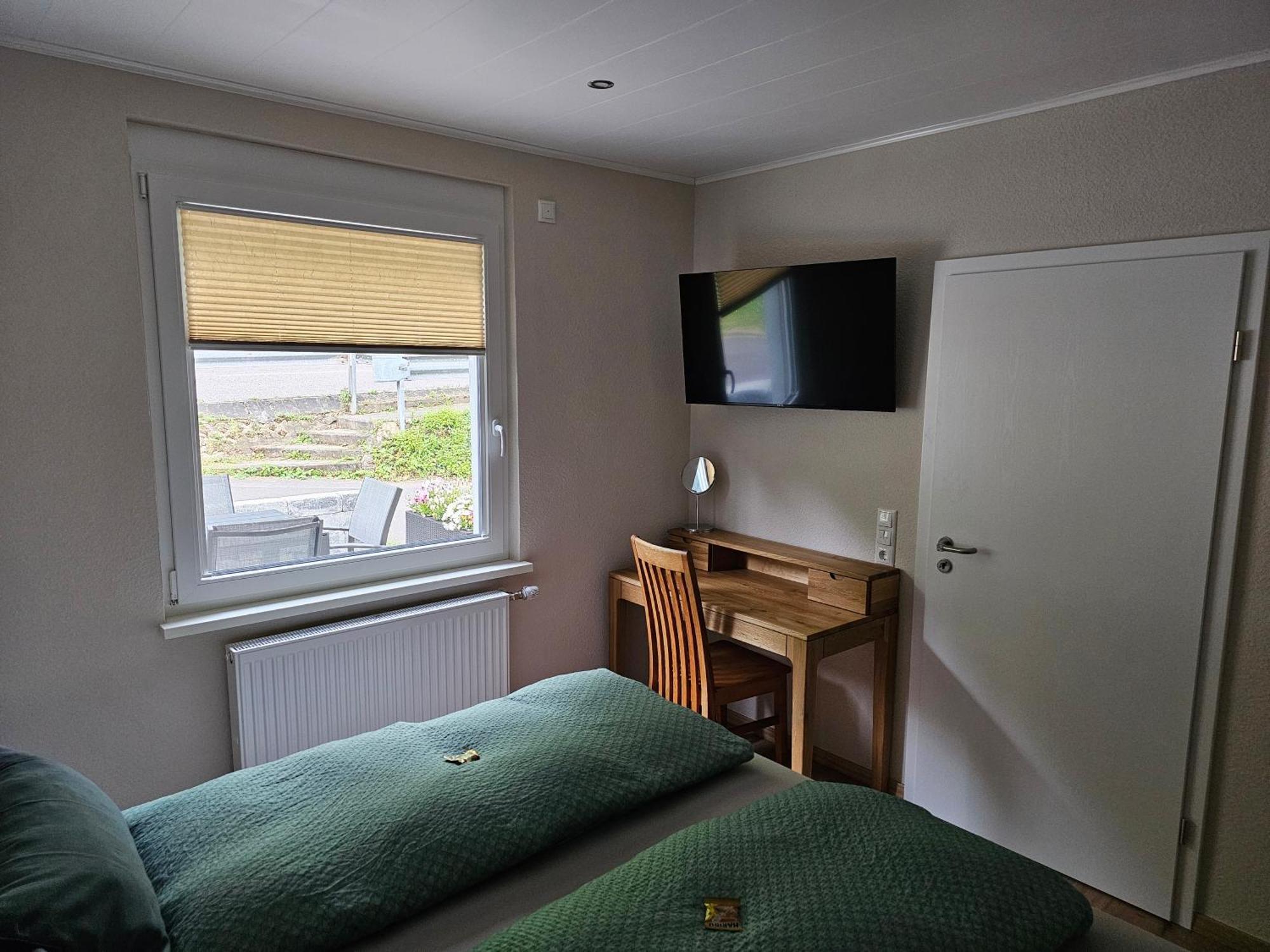 Ferienwohnung Kippehaeusje Briedern ภายนอก รูปภาพ